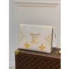 LOUIS VUITTON-M80504 루이비통 크림 모노그램 앙프렝뜨 바이 더 풀 토일레트리 파우치 26