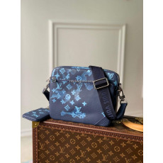 LOUIS VUITTON-M57840 루이비통 라이트 블루 모노그램 프린트 트리오 메신저