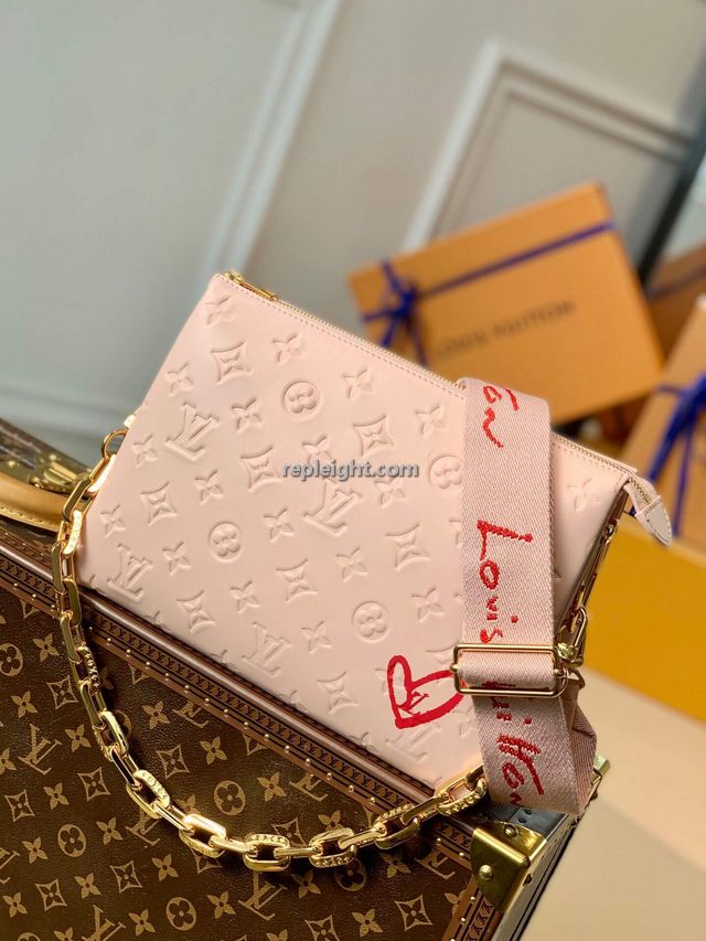 LOUIS VUITTON-M58739 루이비통 라이트 핑크 모노그램 송아지 가죽 쿠상 PM