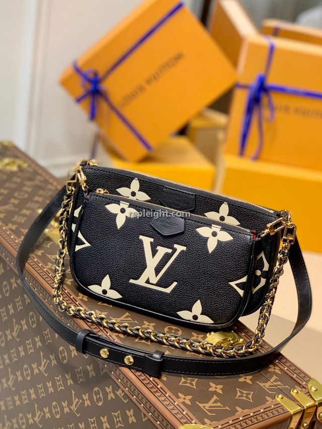 LOUIS VUITTON-M45777 루이비통 블랙 모노그램 앙프렝뜨 멀티 포쉐트 악세수아