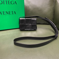 BOTTEGA VENETA-667048 보테가 베네타 블랙 인트레치아토 위빙 미니 카세트 백