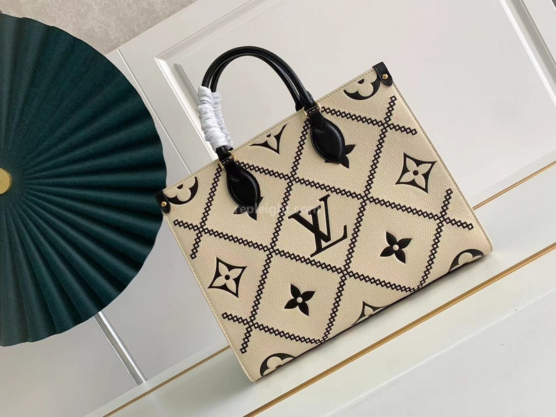 LOUIS VUITTON-M46016 루이비통 크렘 모노그램 앙프렝뜨 온더고 MM