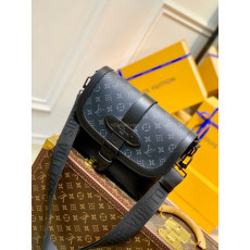 LOUIS VUITTON-M45911 루이비통 모노그램 이클립스 소뮈르 메신저