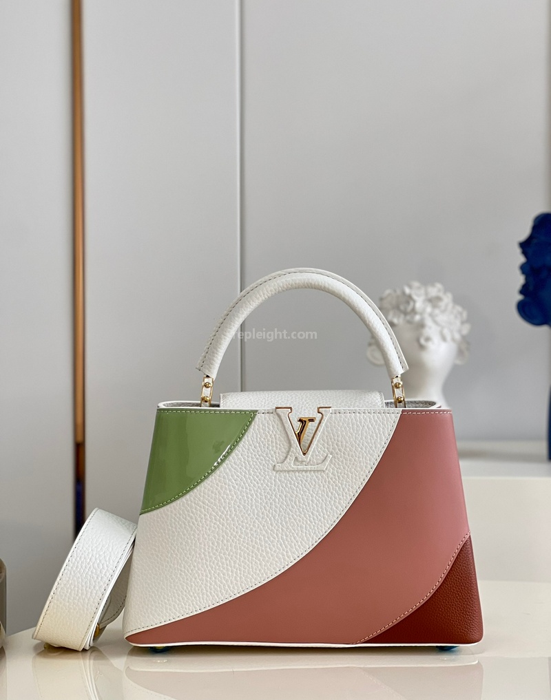 LOUIS VUITTON-M59863 루이비통 바닐라 베쥬 토뤼옹 가죽 카퓌신 BB