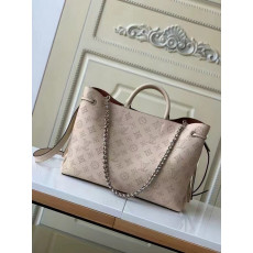 LOUIS VUITTON-M59203 루이비통 마히나 송아지 가죽 벨라 토트