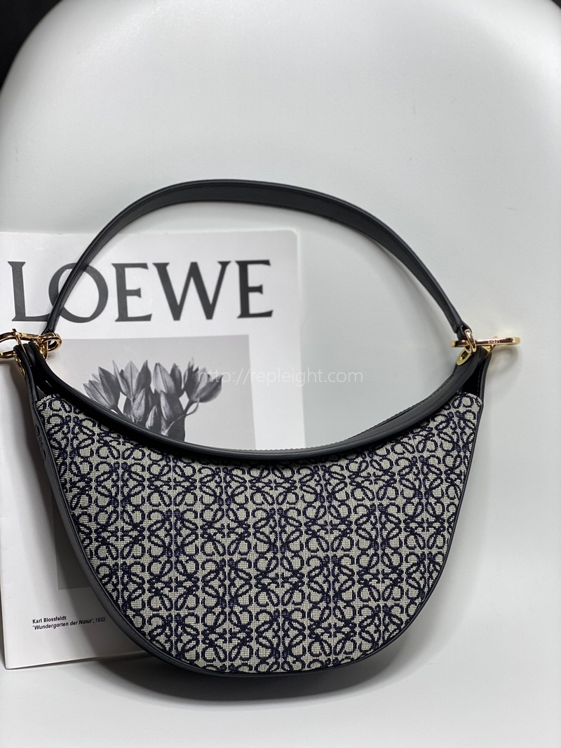 로에베 - LOEWE - Anagram jacquard 클래식 송아지 가죽 Small LOEWE 루나 백