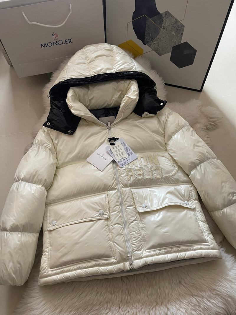 몽클레어-MONCLER-Abbaye 쇼트 다운 재킷