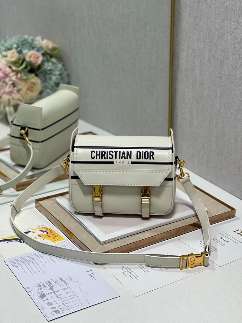 DIOR- 디올M1243ODDD_M933 DIORCAMP 스몰 백 화이트 & 블루 스무스 송아지 가죽