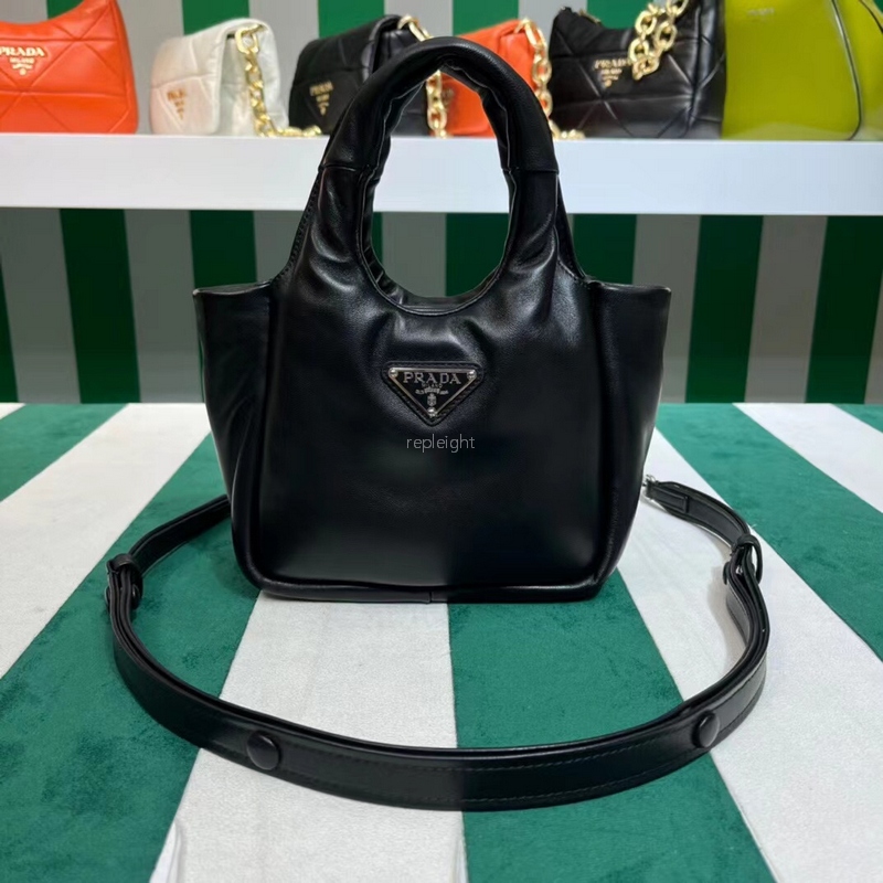 PRADA-1BA359_2DYI_F0002_V_OVO 스몰 패딩 프라다 소프트 나파 가죽 백