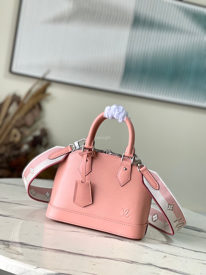 LOUIS VUITTON-루이비통 M21682 알마 BB