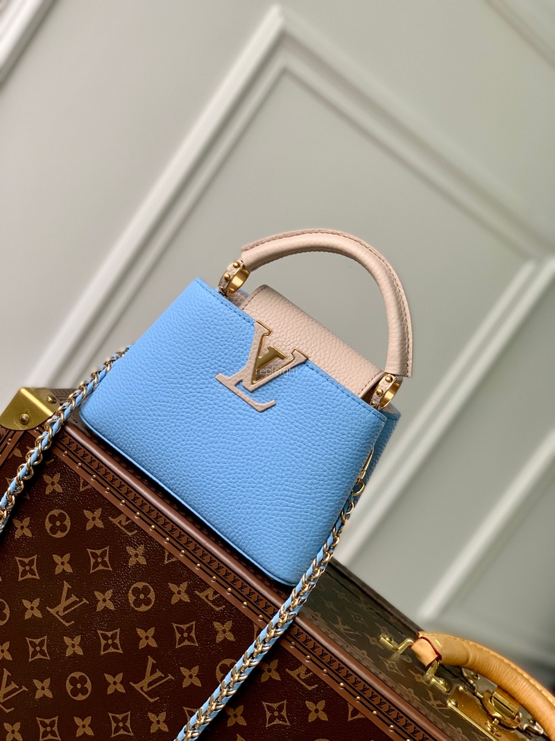 LOUIS VUITTON-M21887 카퓌신 BB