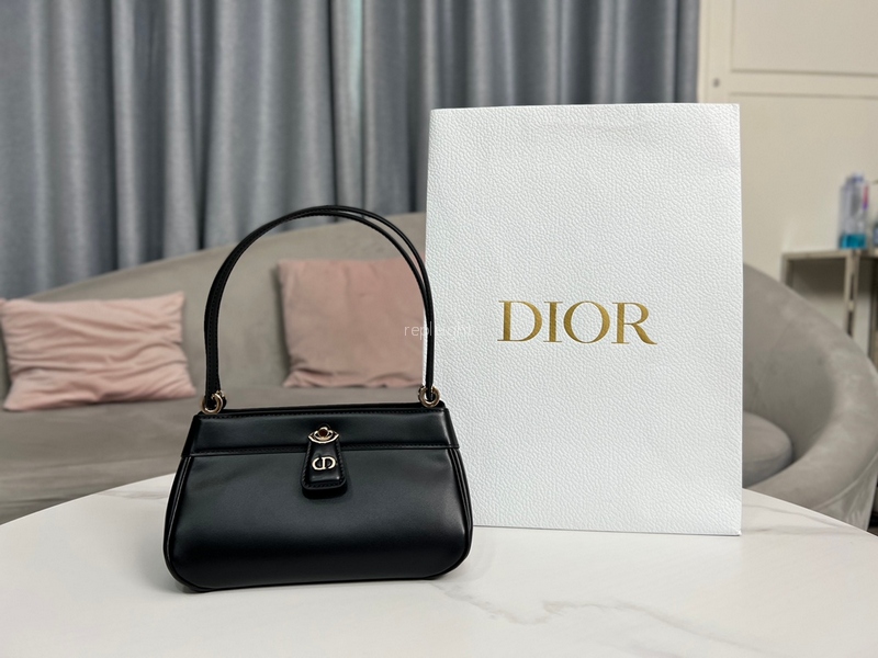 DIOR- 디올 M1844OBEQ_M900 DIOR KEY 스몰 백