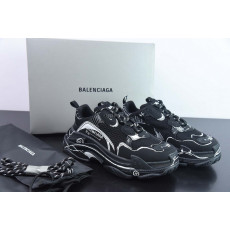 발렌시아가- BALENCIAGA 536737W3SRB1090  TRIPLE S SKETCH 스니커즈 (남여공용)