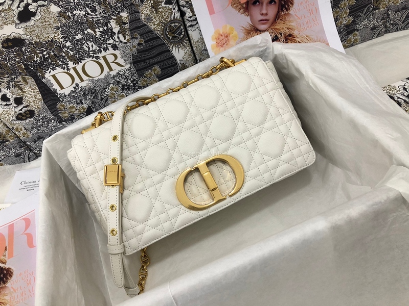 DIOR- M9242UWHC_M35U DIOR CARO 미디엄 백