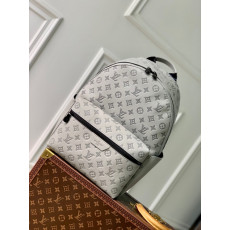 LOUIS VUITTON-M46557 디스커버리 백팩