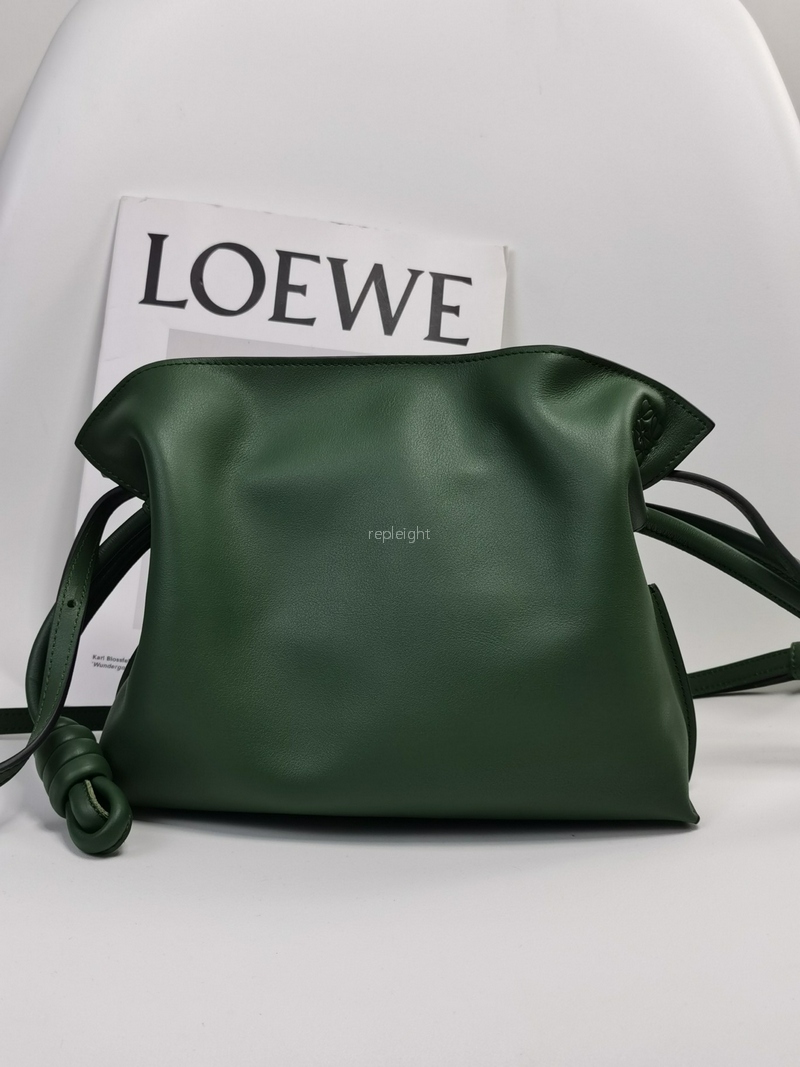 로에베 - LOEWE 0010727121 Flamenco clutch