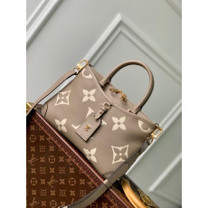 LOUIS VUITTON - 루이비통 M46585 트라이아논 PM