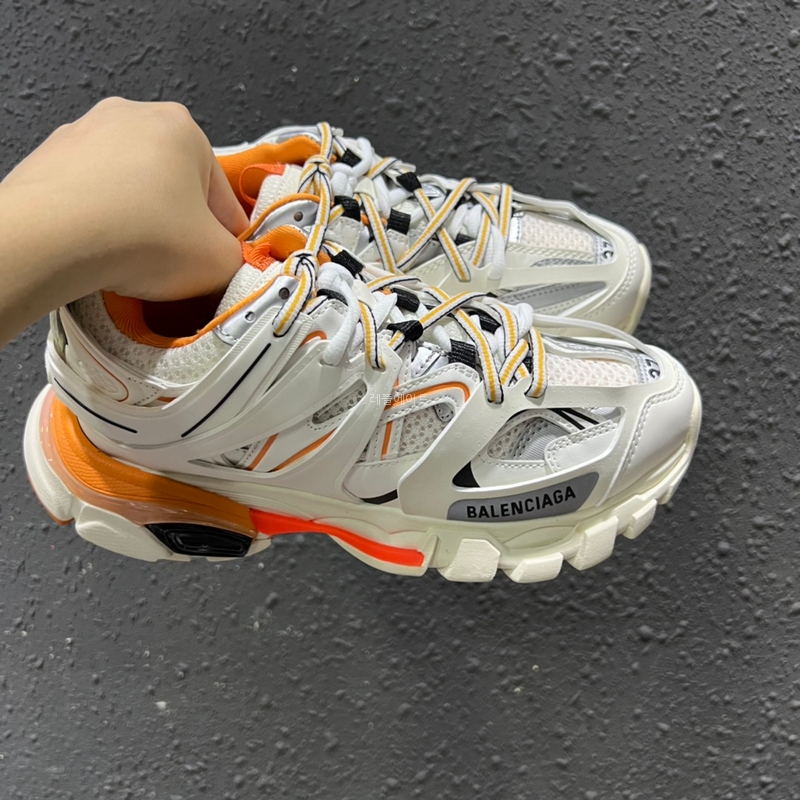 발렌시아가-BALENCIAGA 542023W1GB19059 TRACK SNEAKER (남여공용)