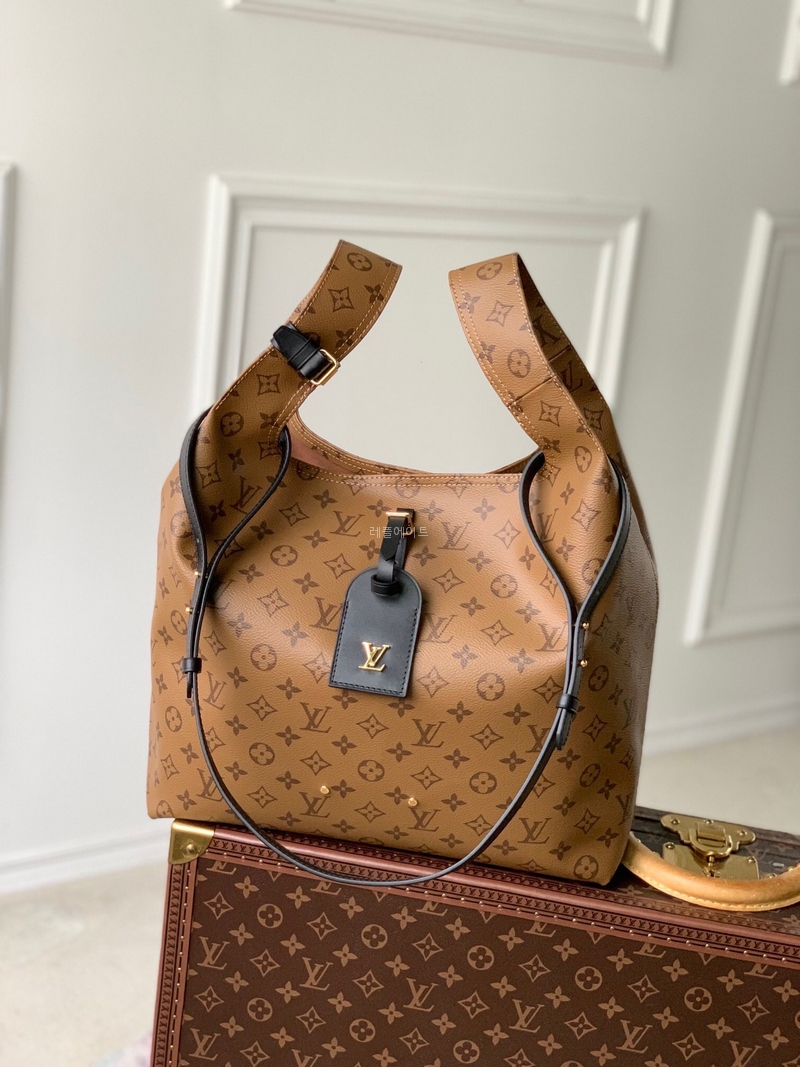 LOUIS VUITTON- 루이비통 M46829 LV REMIX 선셋