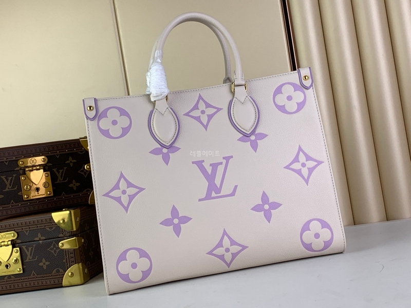 LOUIS VUITTON- 루이비통 M23937 온더고 MM