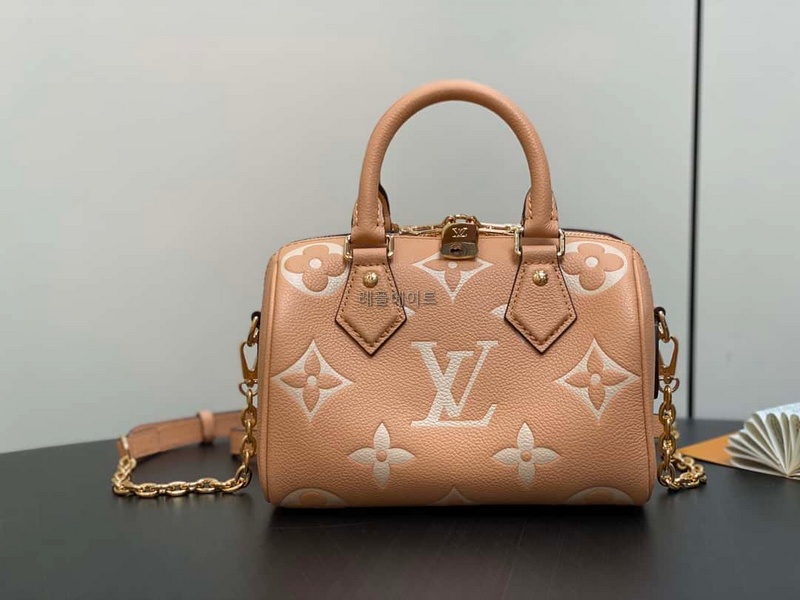 LOUIS VUITTON-루이비통 M12713 NEW 스피디 반둘리에 20