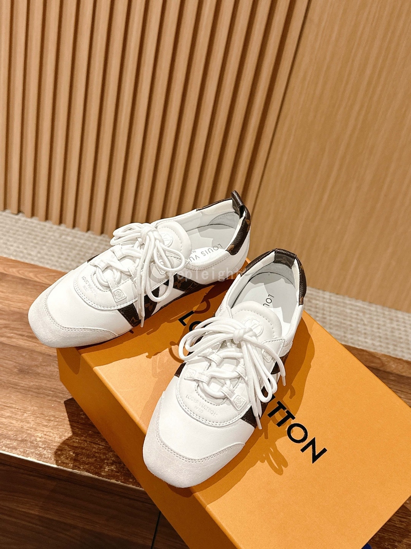 LOUIS VUITTON- 루이비통 1AHNC6 DIGITAL PRE-LAUNCH 스니커리나